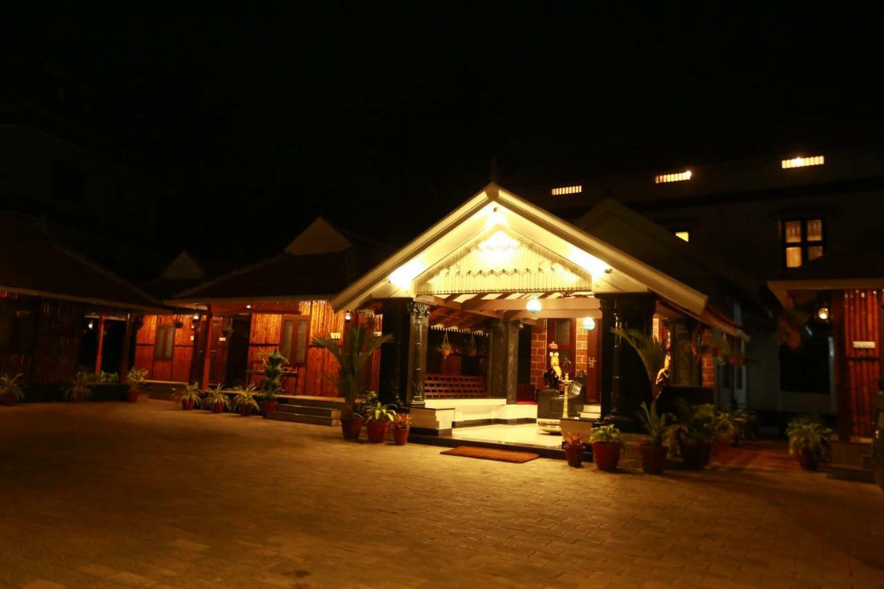 Guruvayur Heritage By Nexstay Экстерьер фото